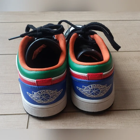 Jordan Air 1 Low Womens Multi-colored, Size 7.5 (Women's Size) - Picture 4 of 8